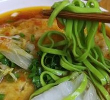 Tomato and Spinach Noodles