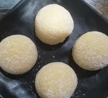Coconut Mochi
