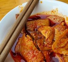 Spicy Chicken Slices and Chicken Heads Salad