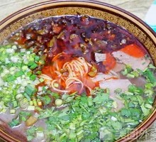 Sour Cabbage Beef Noodles