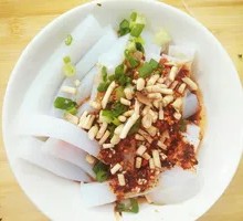 Mixed White Tofu Noodles