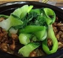 Bell Pepper and Pork Stir-fry with Rice Crackers