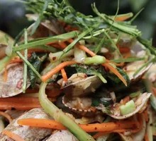 Lemon Chilled Clams