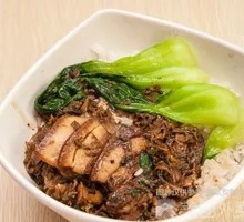 Preserved Vegetable Braised Pork Rice