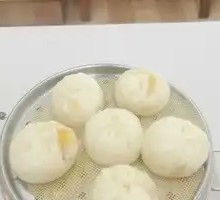 Handmade Fresh Pork Steamed Buns