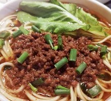 清汤杂酱面