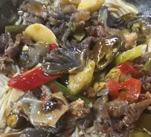 Sichuan-style Pepper Chicken Offal Noodles