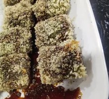 Brown Sugar Wild Vegetable Glutinous Rice Cake