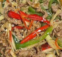 Young Ginger Stir-Fried Pork Strips