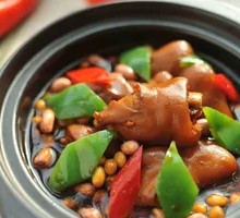 Braised Pork Trotter Rice Bowl