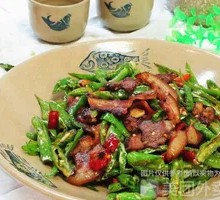 Spicy Pepper Pork Head Rice Bowl
