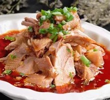 Spicy Chicken Cubes in Chili Oil