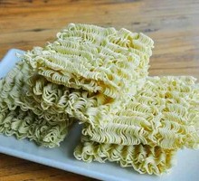 Instant Noodles Cake