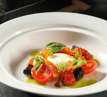 Burrata Cheese with Tomato Seeds