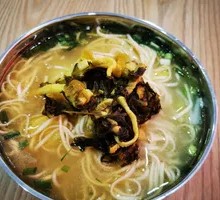 Sour Cabbage and Pork Noodles