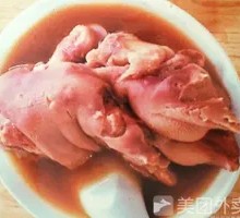 Special Pig Trotters