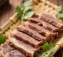 Beef Head Meat