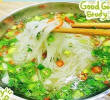 Sichuan Pepper Beef Rice Noodles