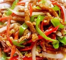 Bell Pepper and Shredded Pork