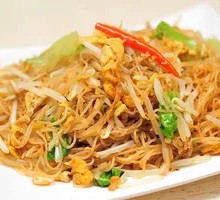 Scallion Egg and Sausage Fried Rice Noodles