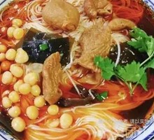 Fatty Intestine with Bamboo Shoots and Rice Noodles