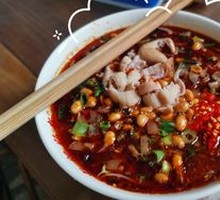 Spicy Sichuan-style Pig Intestine Rice Noodles