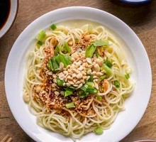 Cold-Mixed Buckwheat Noodles