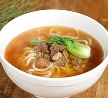 Clear Soup Beef Noodles