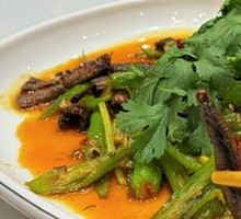 Stir-fried Eel with Green Pepper
