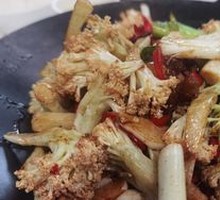 Spicy Stir-Fried Organic Cauliflower