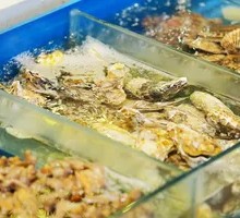 Fresh Seafood Counter