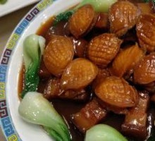 Braised Pork with Fresh Abalone
