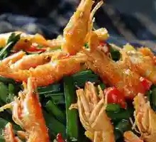 Stir-Fried River Shrimp with Leek