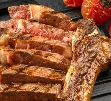 Carbon-Grilled Australian M3 Battle Axe Steak