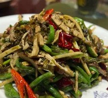 Stir-fried Leek Flowers with Pork
