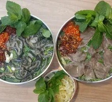 Double Pork and Lamb Offal Rice Noodles