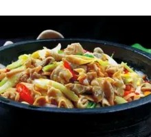 Stewed Pig Intestines in Stone Pot