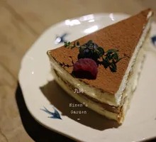 Tiramisu Slice