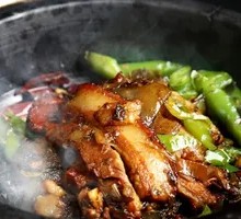 Green Pepper Braised Pork