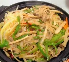 Potato and Pork Shredded Rice with Crispy Rice Cake