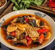 Spicy Stir-fried Beef Liver