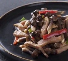 Chicken Mushroom Stir-Fry with Pork