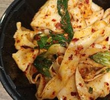 Northwest Oil-Poured Chili Noodles