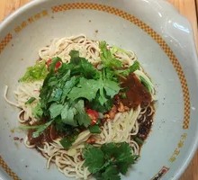 Spicy Beef Noodles with Fresh Chilies