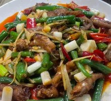 Signature Braised Chicken Feet