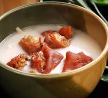Lotus Root Stewed with Preserved Pork Shank