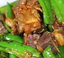 Green Pepper and Pork Rib Stir-fry