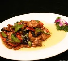 Stir-Fried Beef with Black Beans and Green Pepper