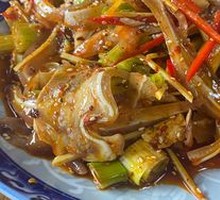 Spicy Eel Slice Salad