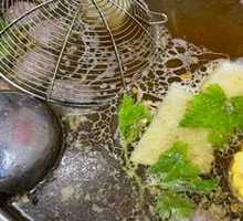招牌牛骨汤锅